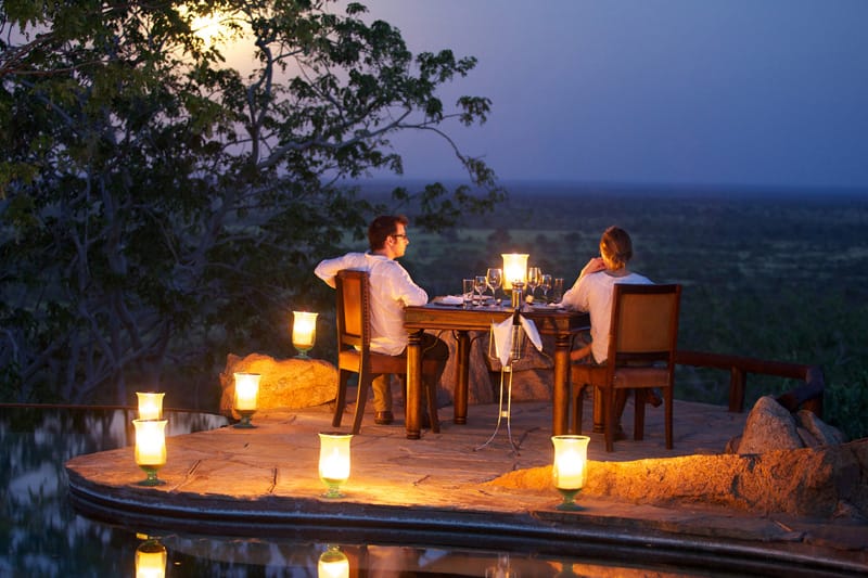 Quiet romantic Kenya Gateway
